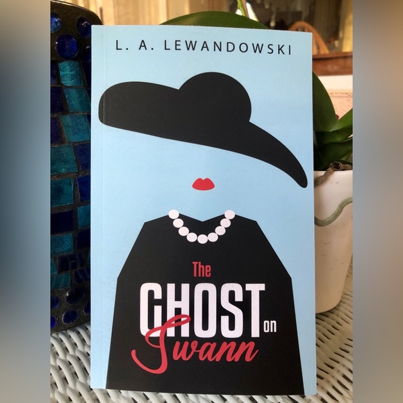 Meet the Posher - Picture 3 of 13